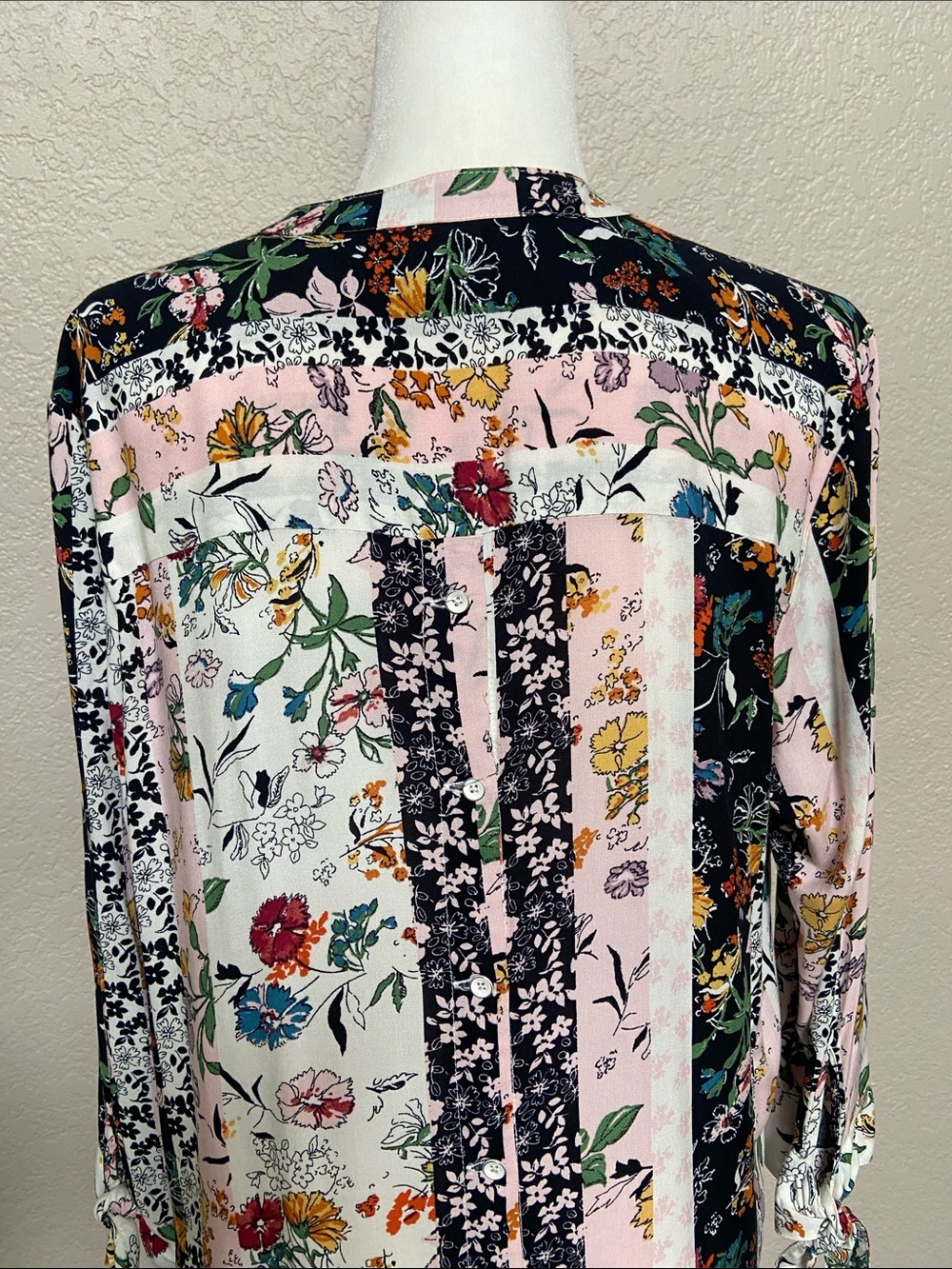 intro. Black Stripe w/ Floral Patchwork Button-down Shirt, size L. NWOT - Picture 4 of 16